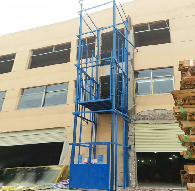 马鞍山建材厂室外物料提升